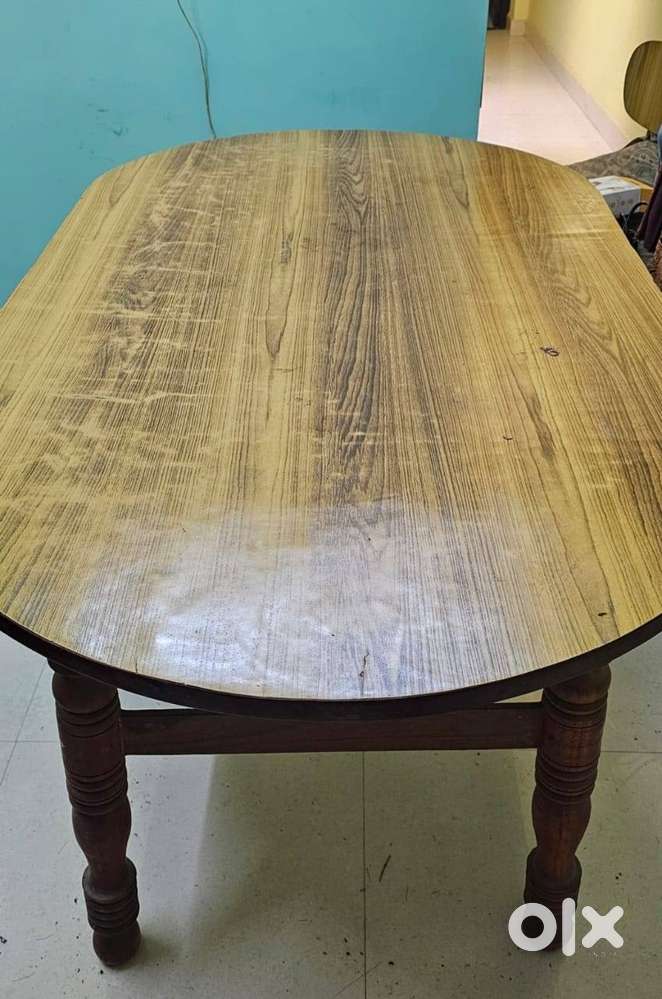 Wooden Dinning Table