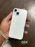 selling my 8 months old iPhone 15 with bill and box