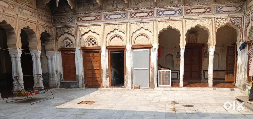 Old haweli sandar arjent salle