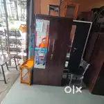 अलमारी न्यू बेचना है
