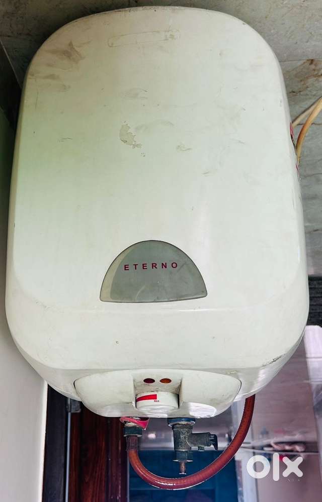 25 litre Racold heyser in excellent condition