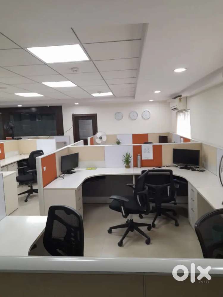 12 Workstations 2 Cabins plug and play office for Rent