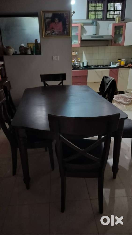 6 seater adjustable dining table