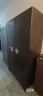 Double Door Almirah
