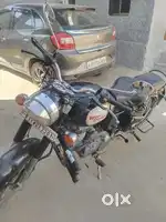 बाइक बेचनी हैं एकदम ओके कंडिशन कोई प्रोब्लम नहीं है मुझे नई लेनी है