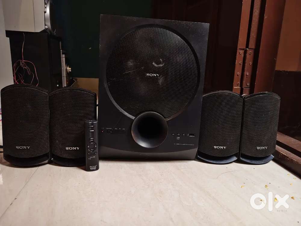 SONY 4.1 HOME THEATRE AUX USB GOOD CONDITION NO BLUTOOTH WITH REMOTE