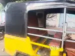 Mahindra auto rickshaw
