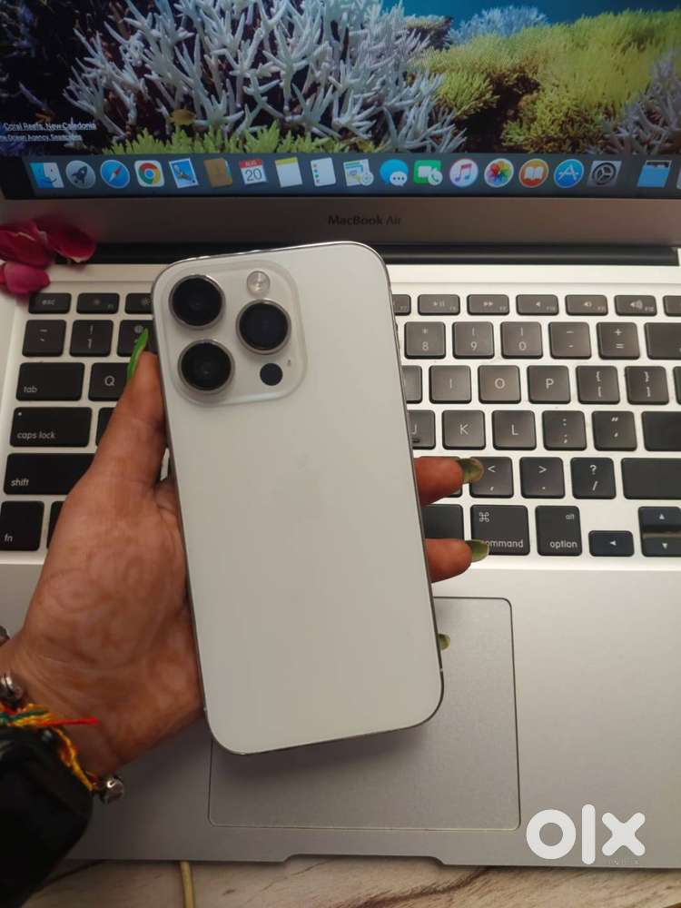 Selling iPhone 14 Pro Open Box Piece, 98% Battery with Variant 128 GB.