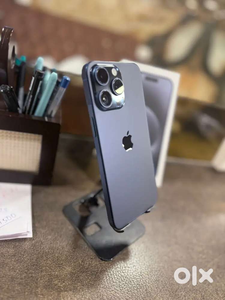 iPhone 15 pro great condition included warranty 6 month Refurbished