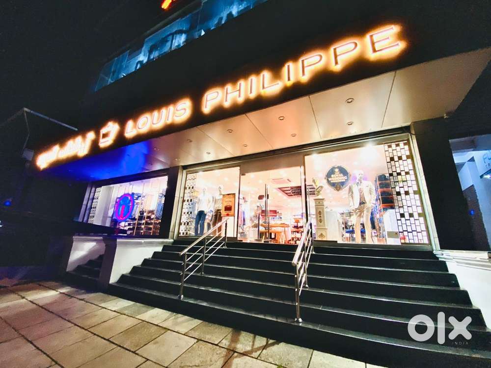 URGENT REQUIREMENT FOR MALE STAFF IN A LEADING MEANS BRAND