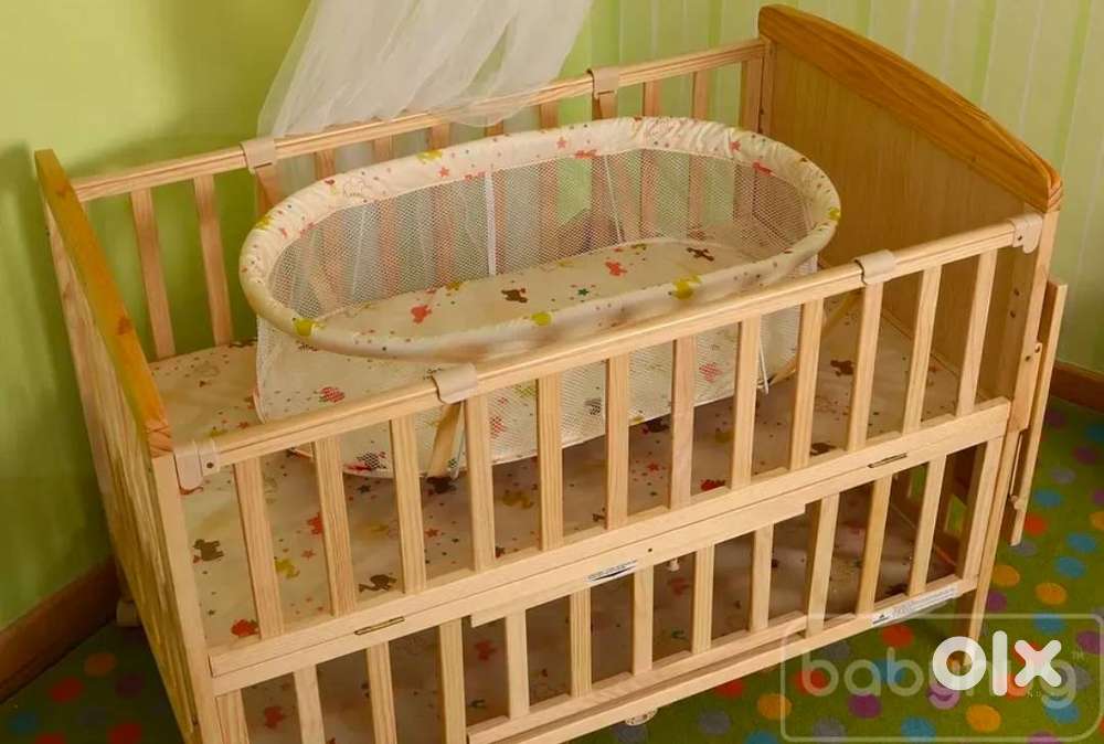 Babyhug Baby Cot