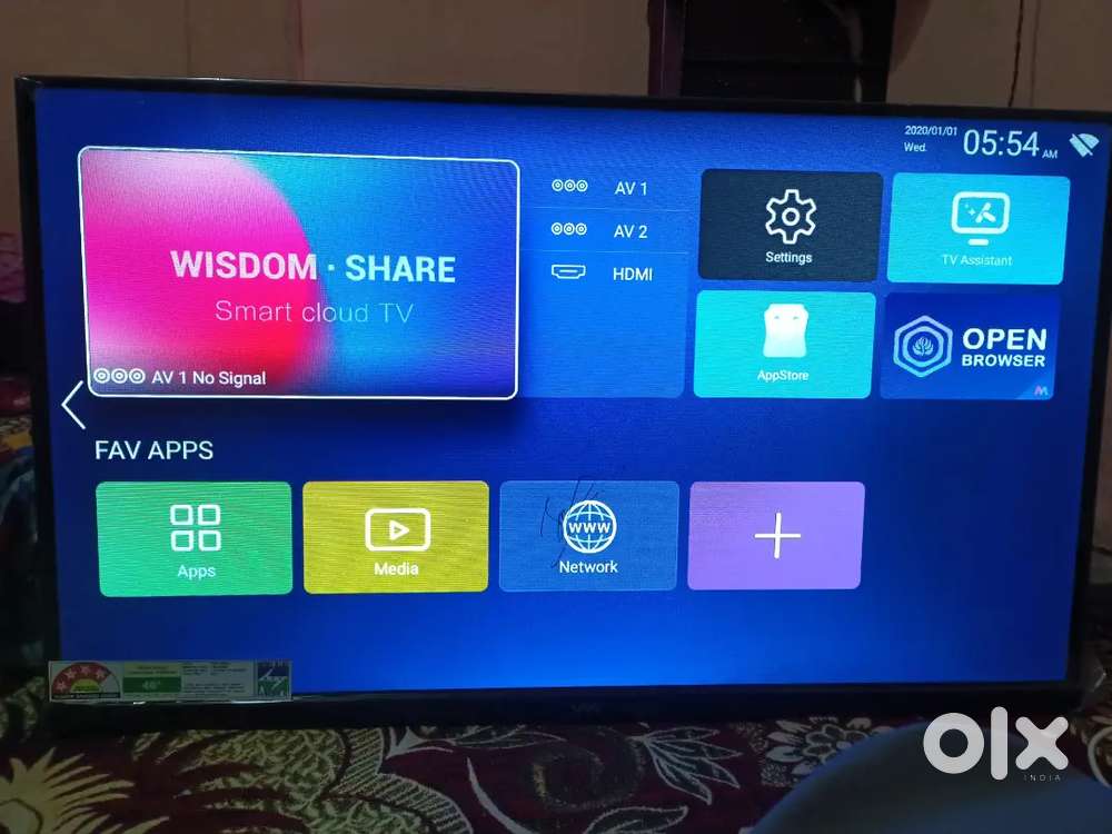 Vizio 32-Inch Smart TV  Second Hand  Excellent Condition