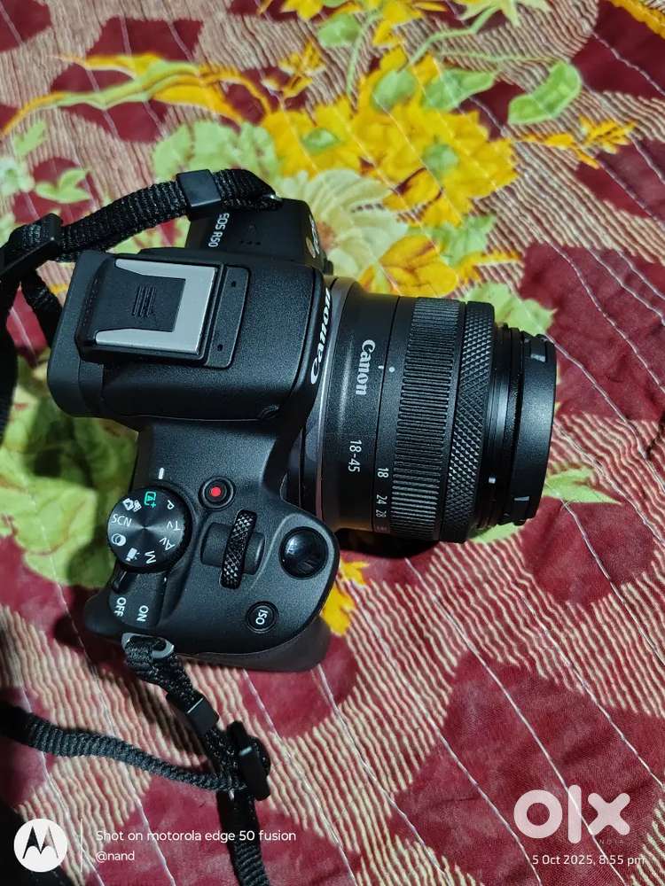 Canon EOS  R50