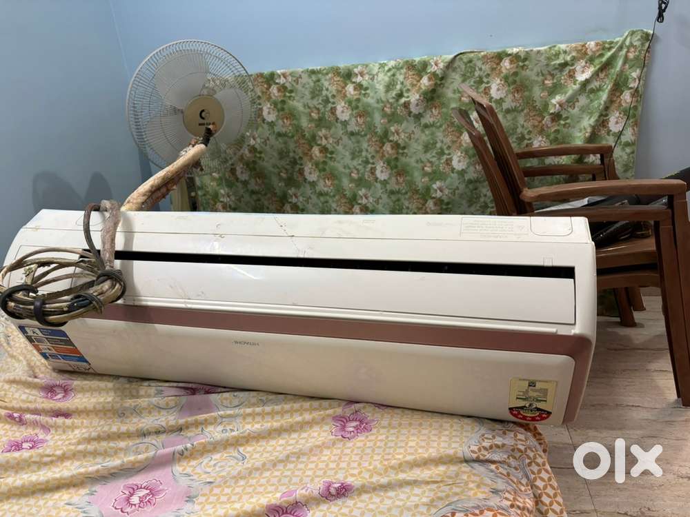 Hitachi split ac 1.5 ton 5 star