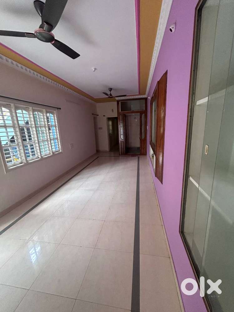 Thyagaraj Nagar 2BHK Builder floor for lease