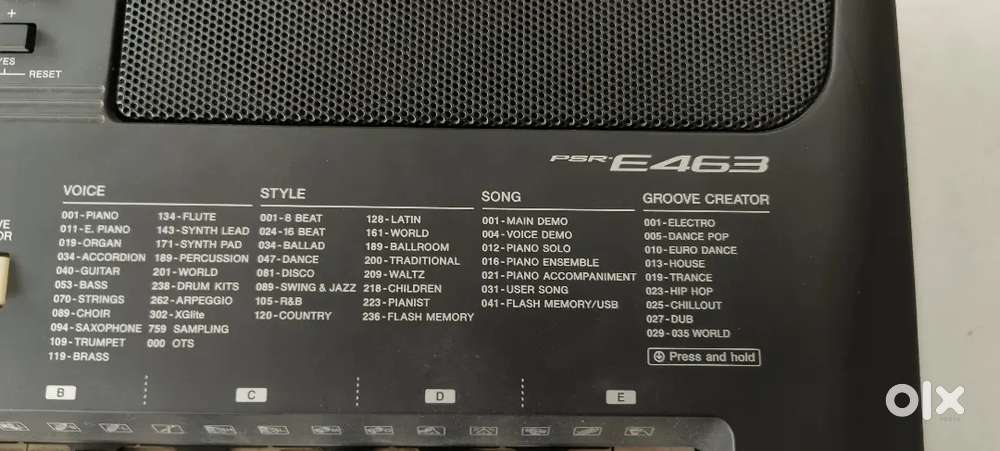 YAMAHA PSR E463