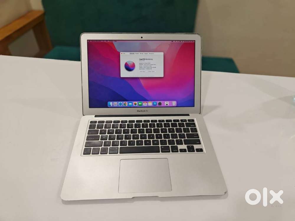 MacBook Air  Laptop i5  8GB  128GB  Excellent Condition  8 Hr Battery