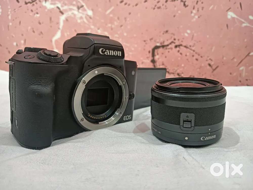 CANON EOS M50 MARK II bag +battery+charger