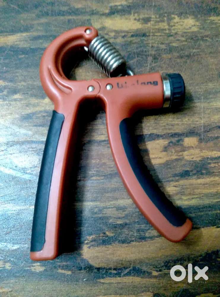 Hand gripper