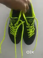 Nivia Airstrike Football Shoes/Studs. Size=10 UK/US.