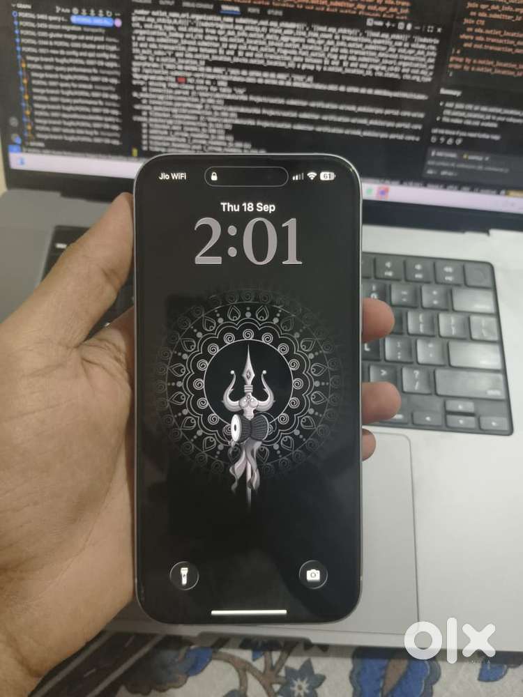 Iphone 15 plus 256gb 1 year old 95% battery health