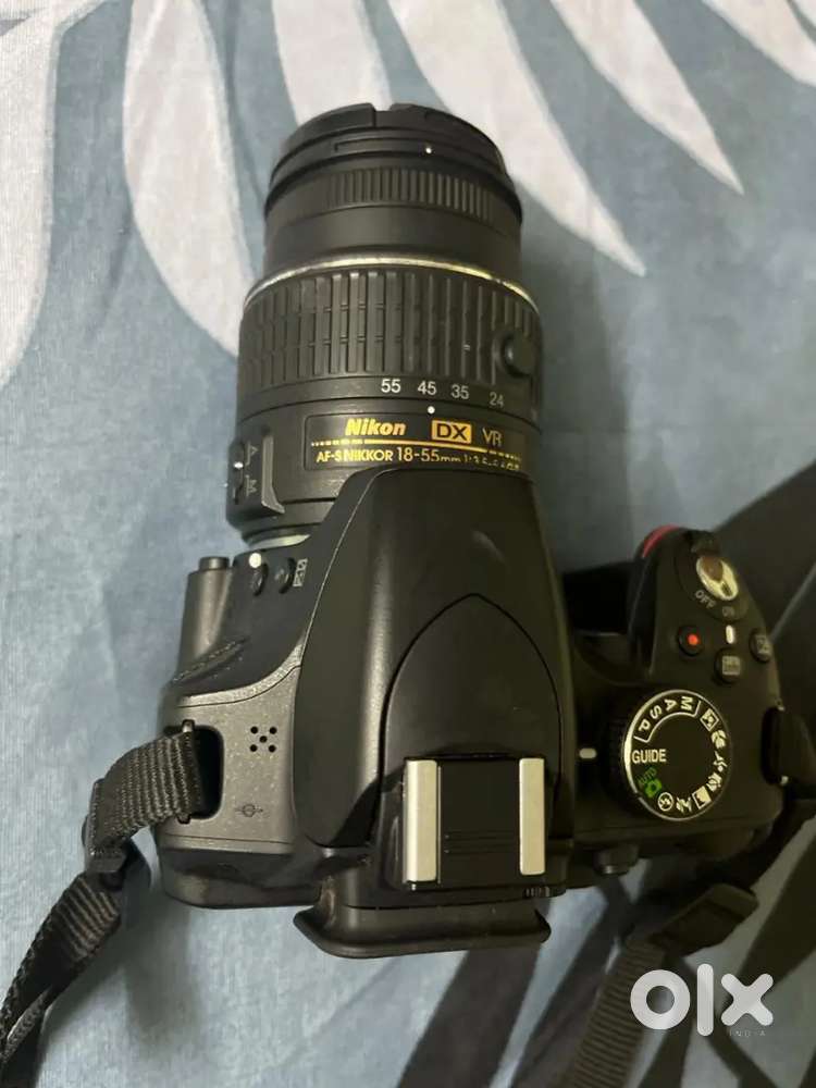 Nikon DSLR camera D3200 for sale. 18,55 lens