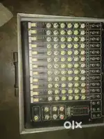 Dj mixer equaliser mix