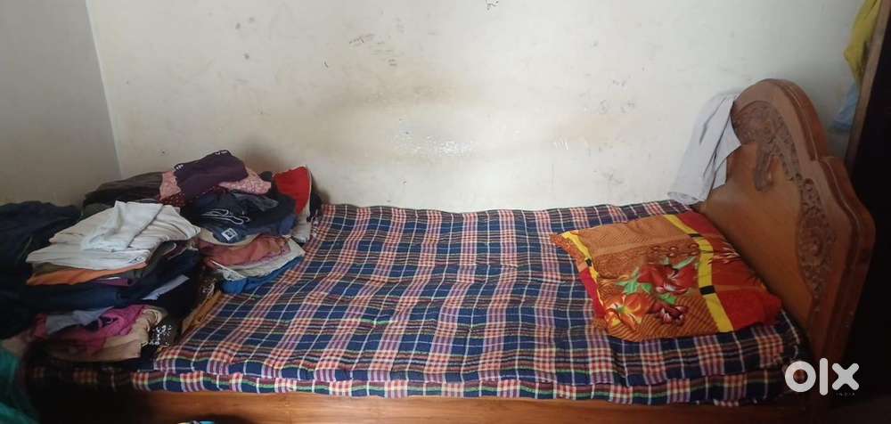 Single cot