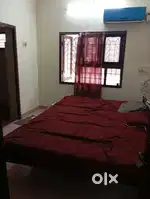Running pg for sale in manapakkam