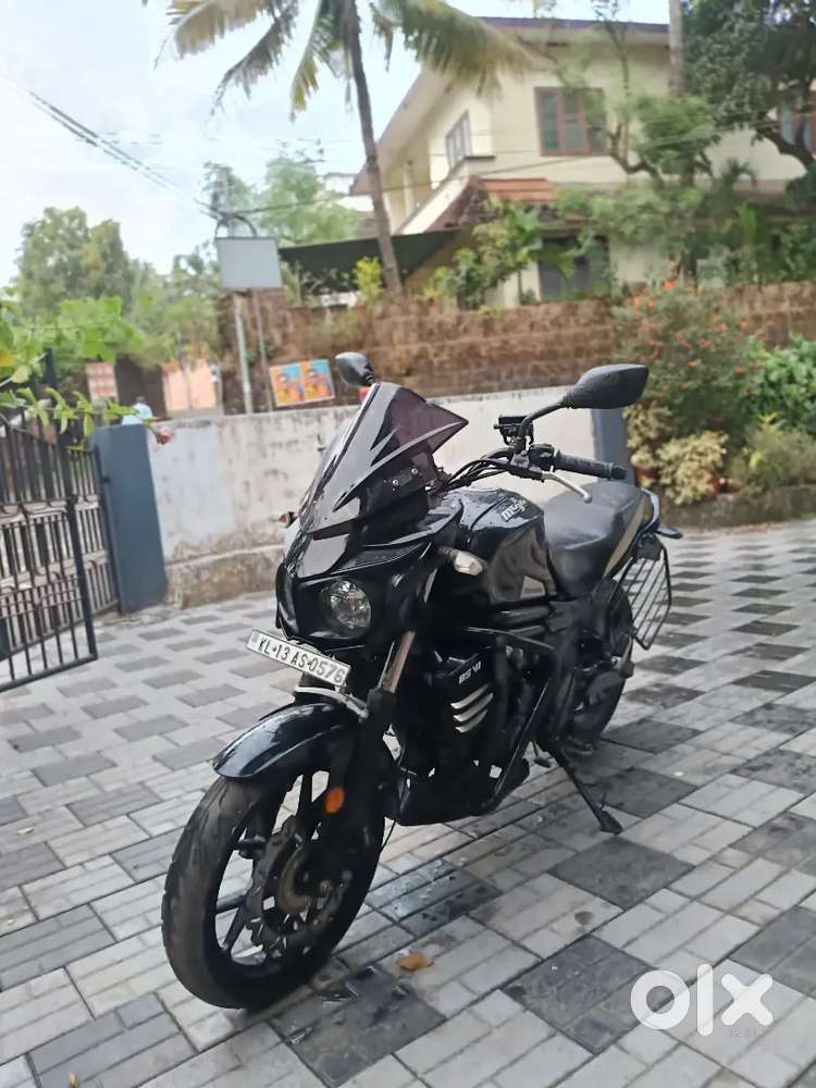 Mahindra Mojo BSVI