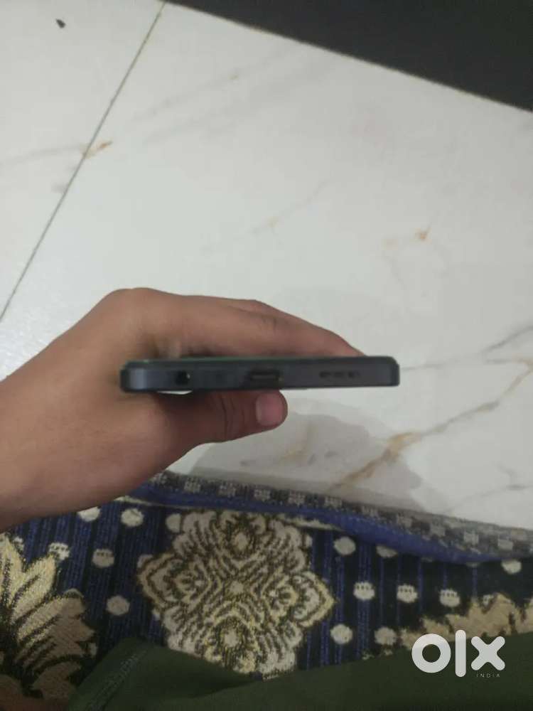 Oppo f21  khandwa mp