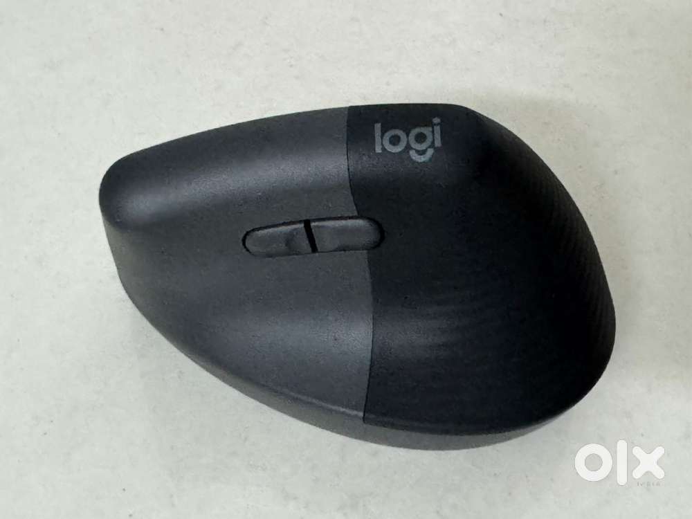 Logitech Wave Keys Keyboard and Logitech Lift Vertical Ergonomic Mouse