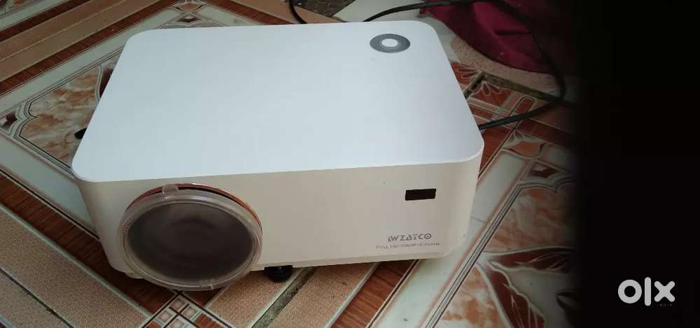 Wzatco Yuva Elite Projector Full Hd Projector