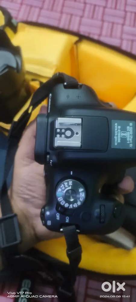 Canon 1500D body