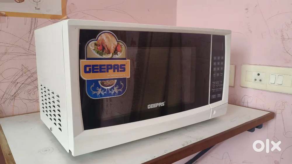 Geepas Microwave Oven (Non convection)