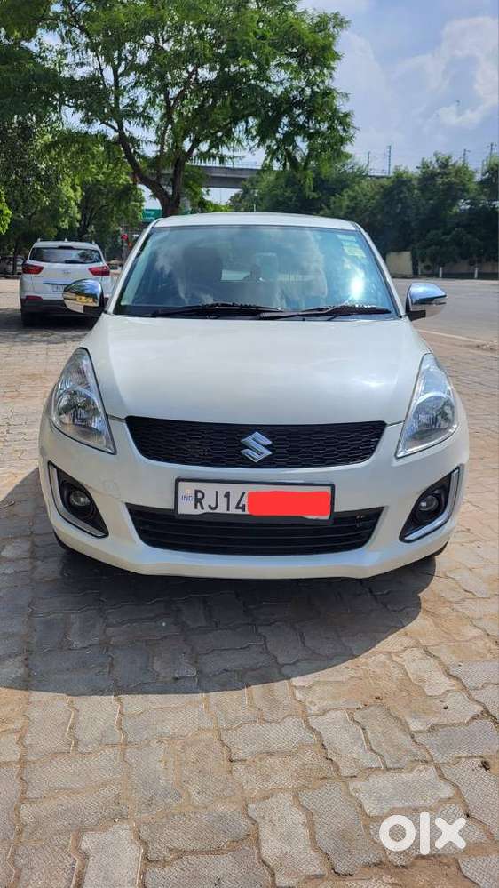 Maruti Suzuki Swift LXI Optional-O, 2016, Petrol