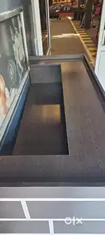 Reception table