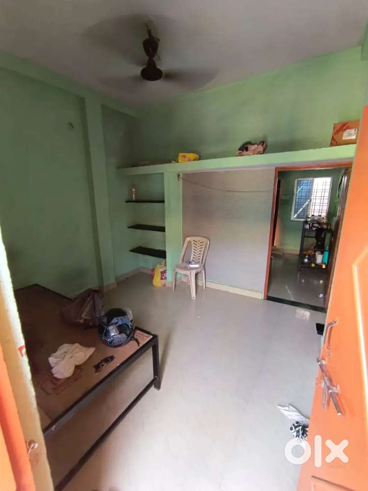 Male roommate required