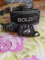 Weight lifting belt and wristband absolutely new product,