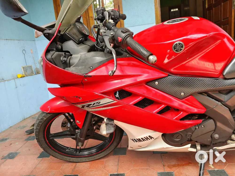 R15 v2 red colour