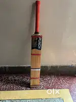 Tennis bat