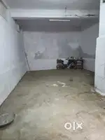 Big shop for rent