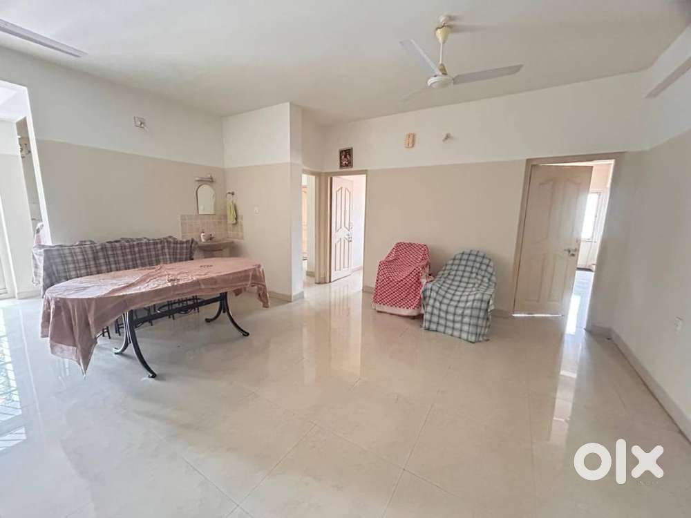 1600 sqft flat/ 3 bhk/  55 lakh /- Westfort    Thrissur