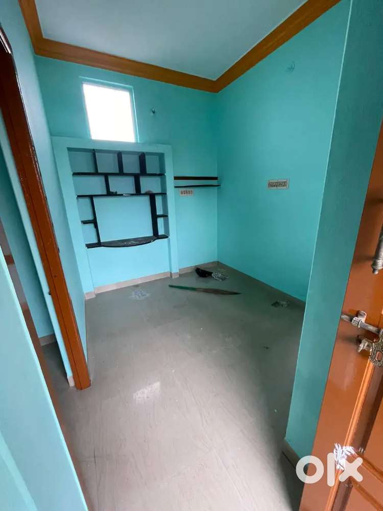 House for rental in Redhills Market