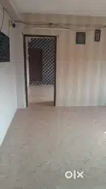 600 sqft. URGENT SELLING FRONT SIDE OPEN FLAT AT 14.6 L IN TOPSIA.