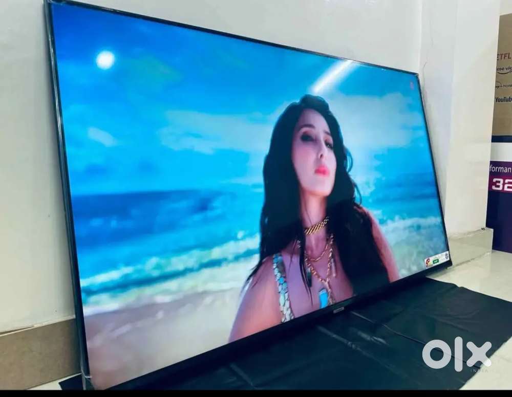 Android WiFi smart LED TV offer IPL 1 year warranty ke sath LED TV