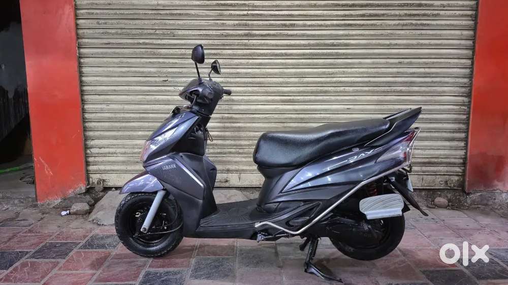 Ray z r,2012 model, Rs:25000/-