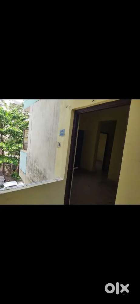 01 Bhk independent flat available for rent. For Family & Bachelor's.