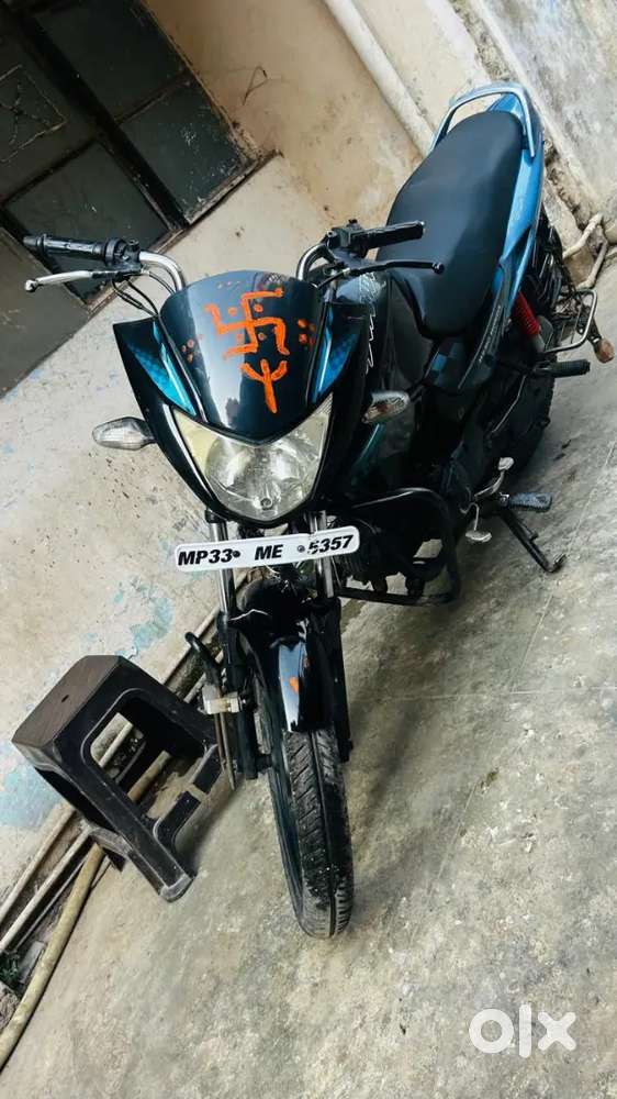 Well maitain glamour 125cc bike all functions ar working