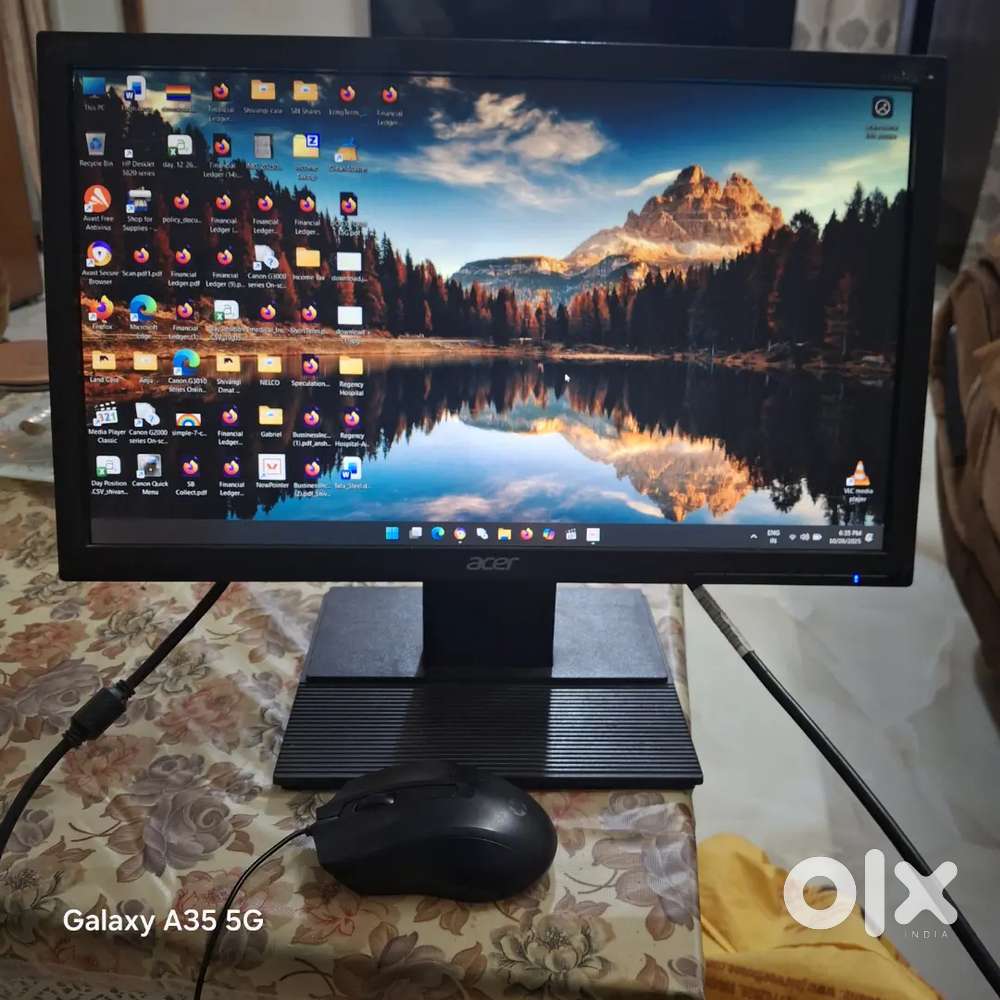 ACER 19 LED monitor in excellent condition